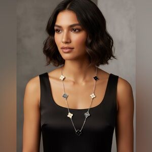 18 in Clover Motif Necklace